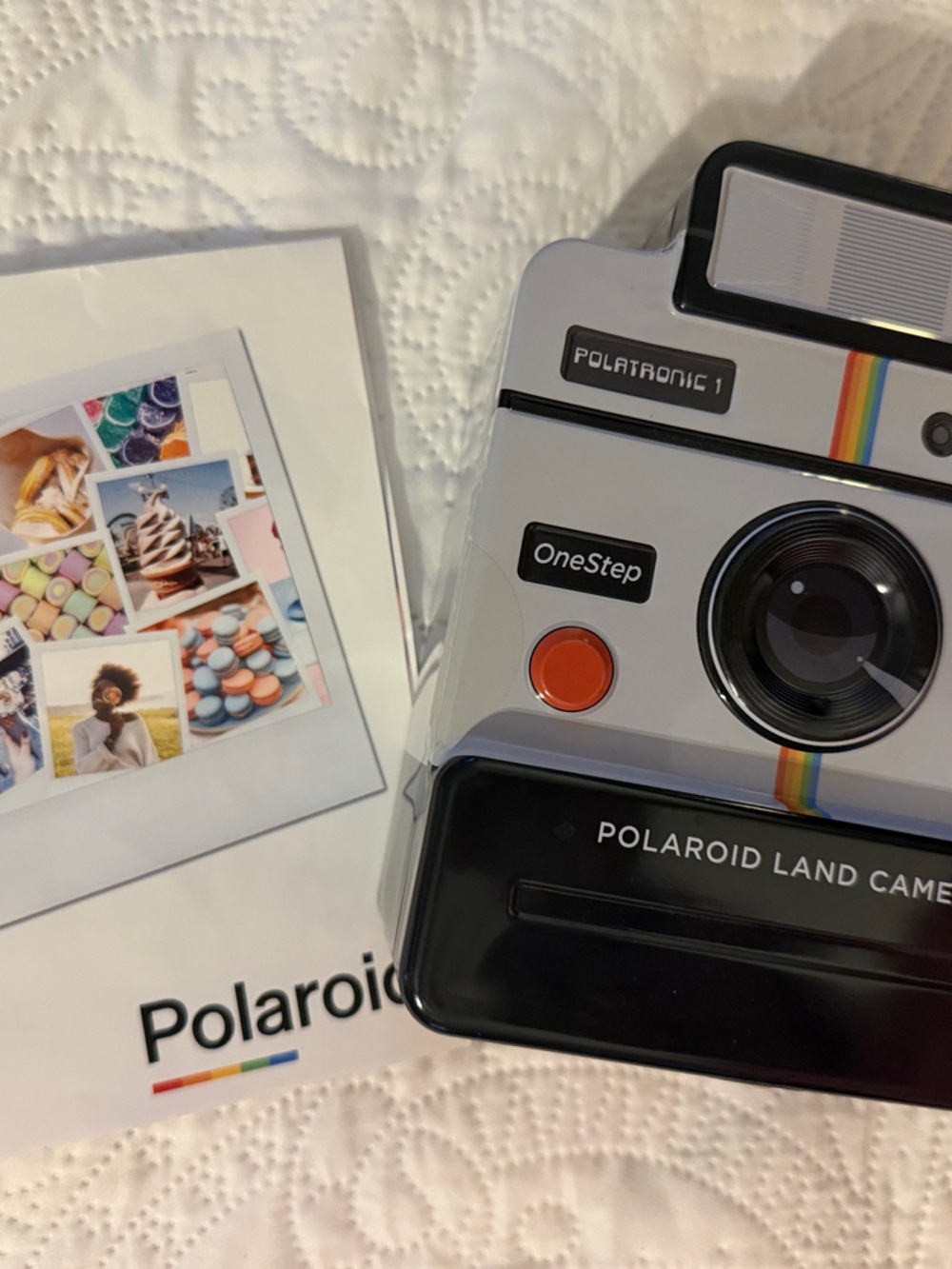 Polaroid OneStep Tin with 500 piece Puzzle